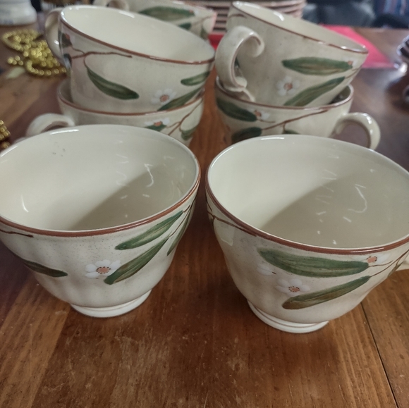 Mikasa Country Classic DC305 Petite Bloom 8 PC place settings - Picture 6 of 8